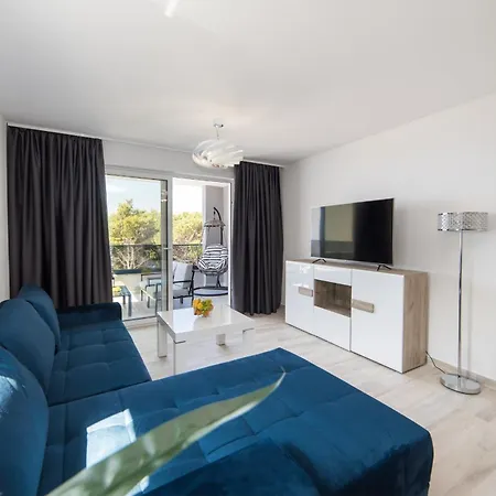 아파트 Blanka House