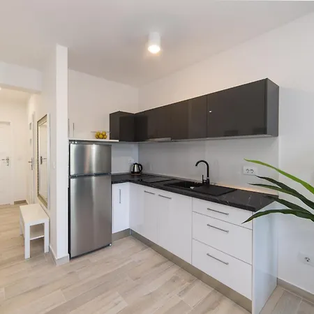 Blanka House شقة ماكارسكا