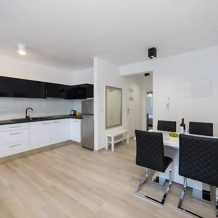 Blanka House Апартаменти Макарська
